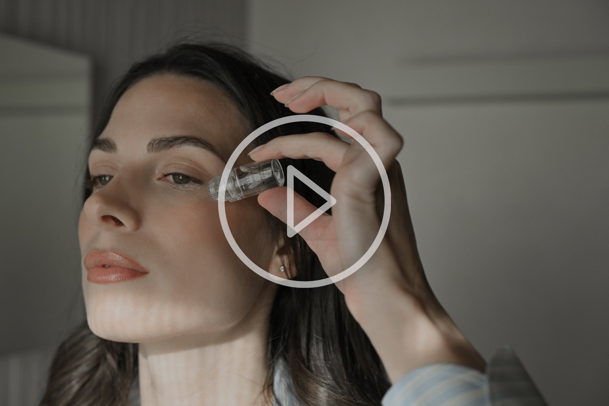 LIFTING & REVITALIZING TREATMENT KIT <br><span>Microneedling home infusion device kit 1 booster with exosomes</span> - Image 19