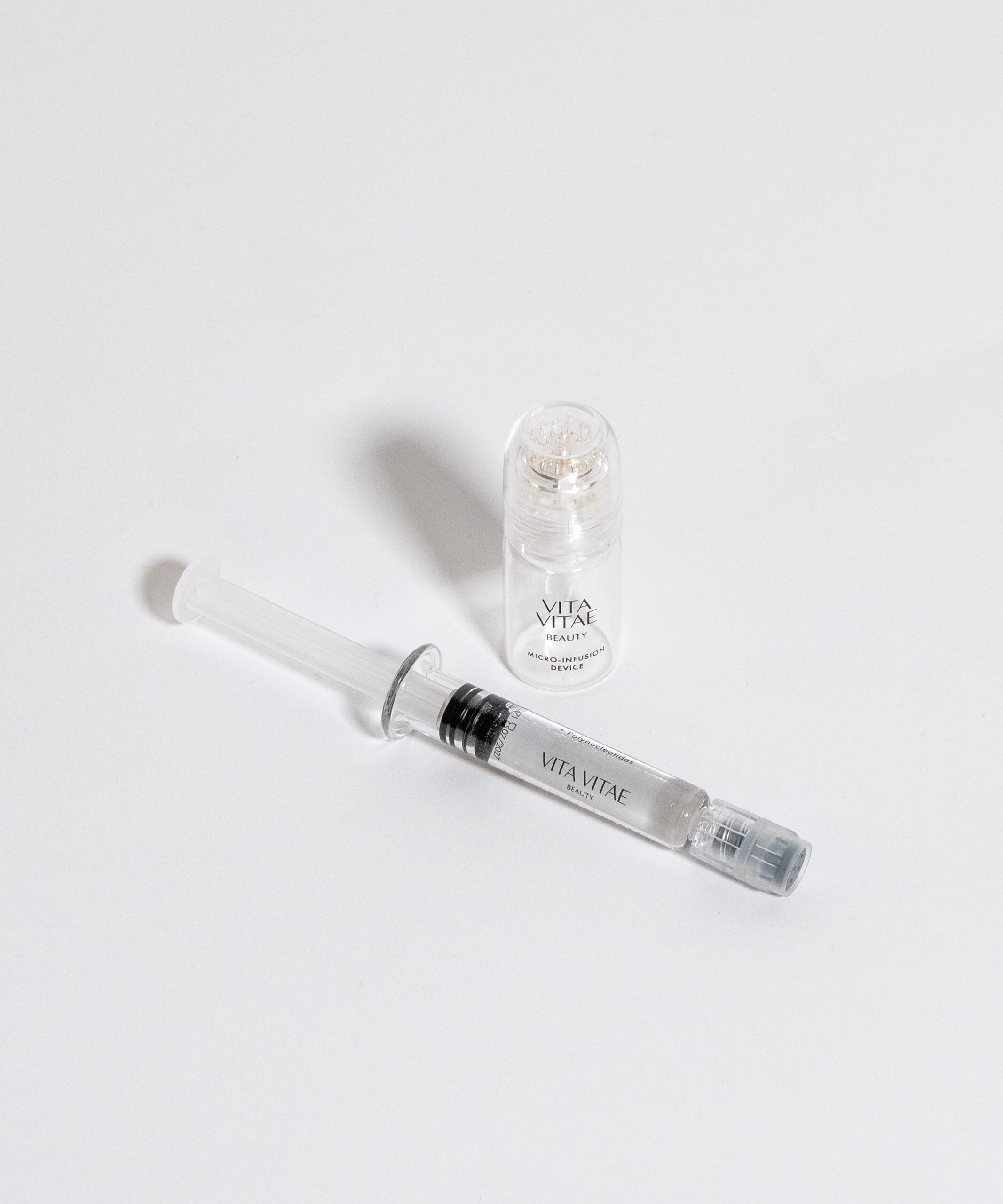 LIFTING & REVITALIZING TREATMENT KIT <br><span>Microneedling home infusion device kit 1 booster with exosomes</span> - Image 2