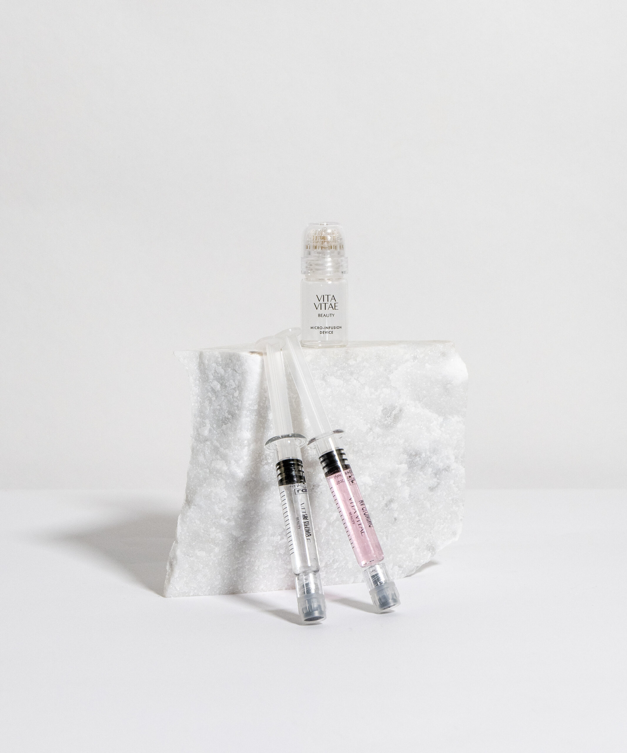 LIFTING & VOLUMIZING TREATMENT KIT <br><span>Microneedling home infusion device kit 2 boosters with exosomes</span> - Image 4